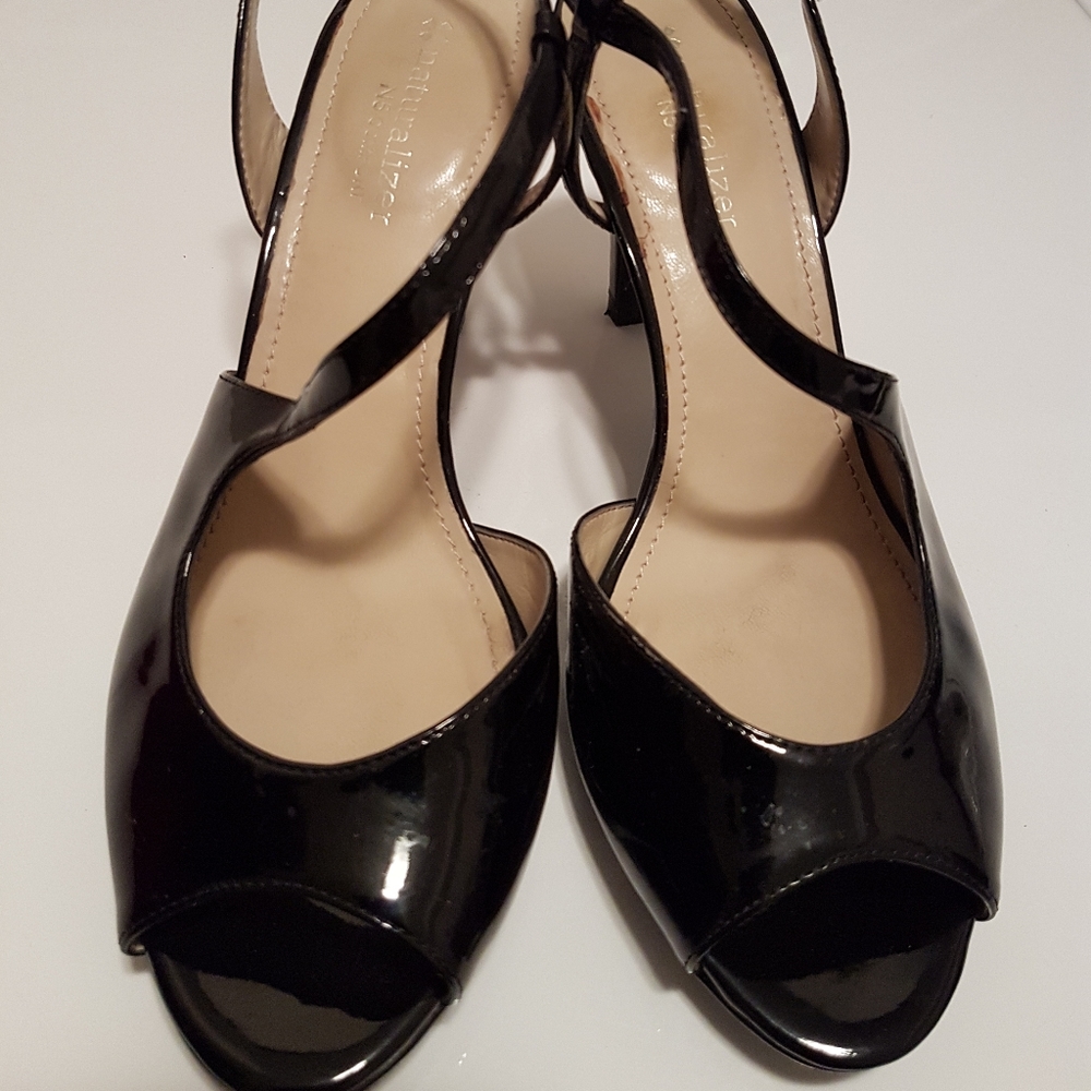 COPY - Sz8M Naturalizers Black Patent Leather Dress Heels